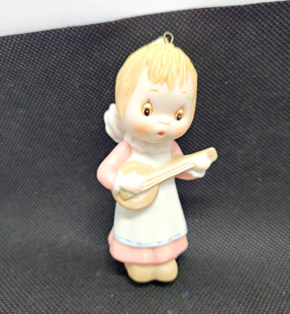 Vintage 1984 Hallmark Betsey Clark Angel Porcelain Ornament QX4624 Mandolin